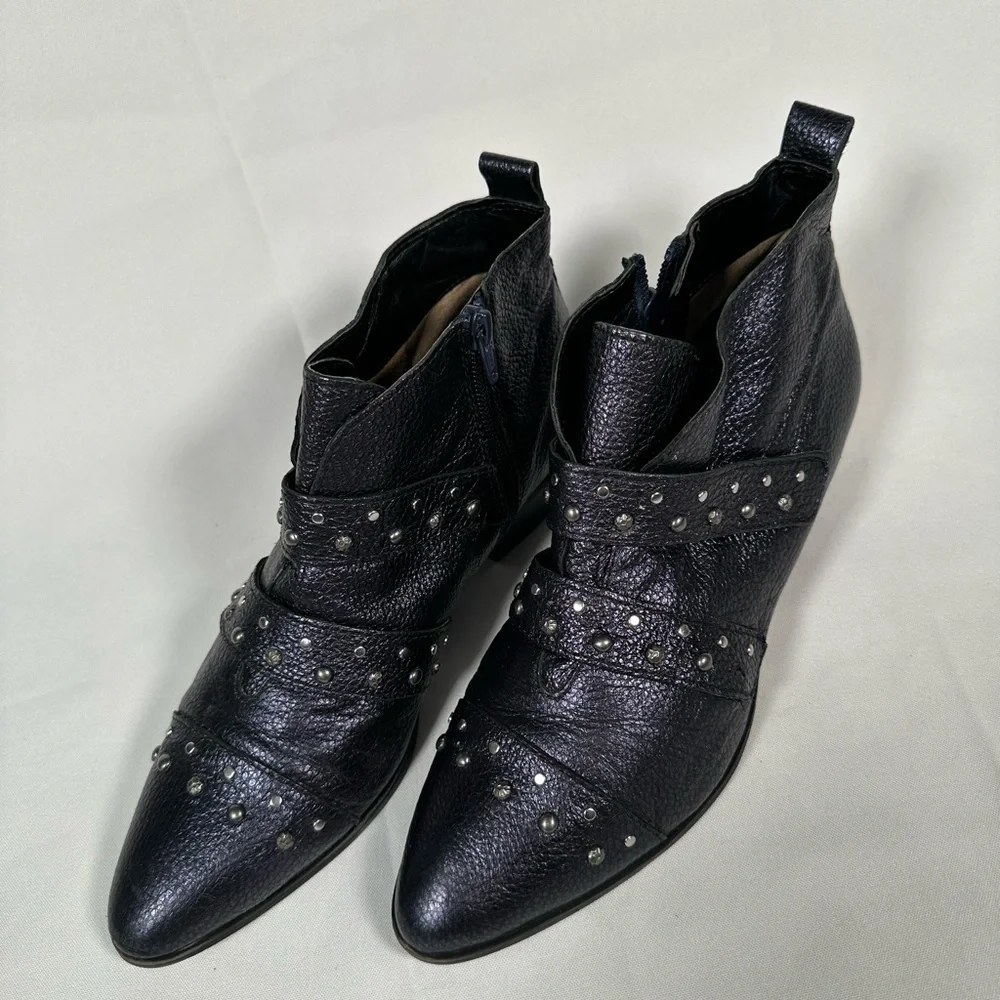 Naturalizer Blissful Studded Navy Metallic Booties Woman Size USA 8.5